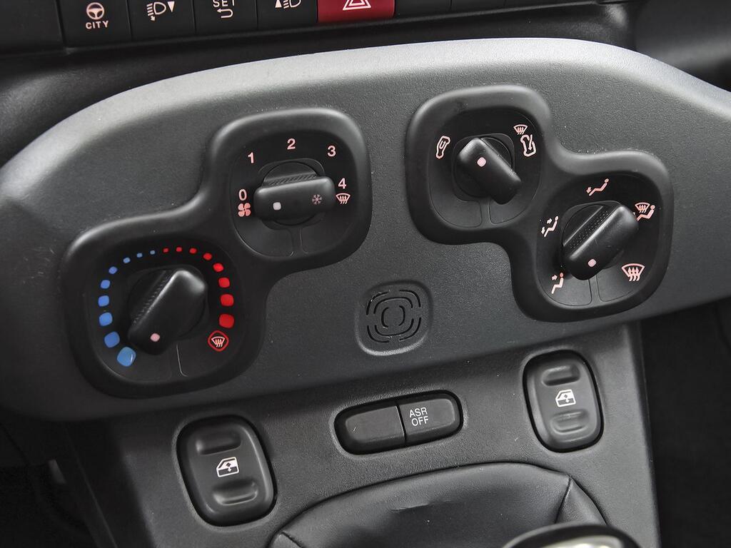 Fiat Panda City Cross 1.0 Gse 51kw (70CV) 17