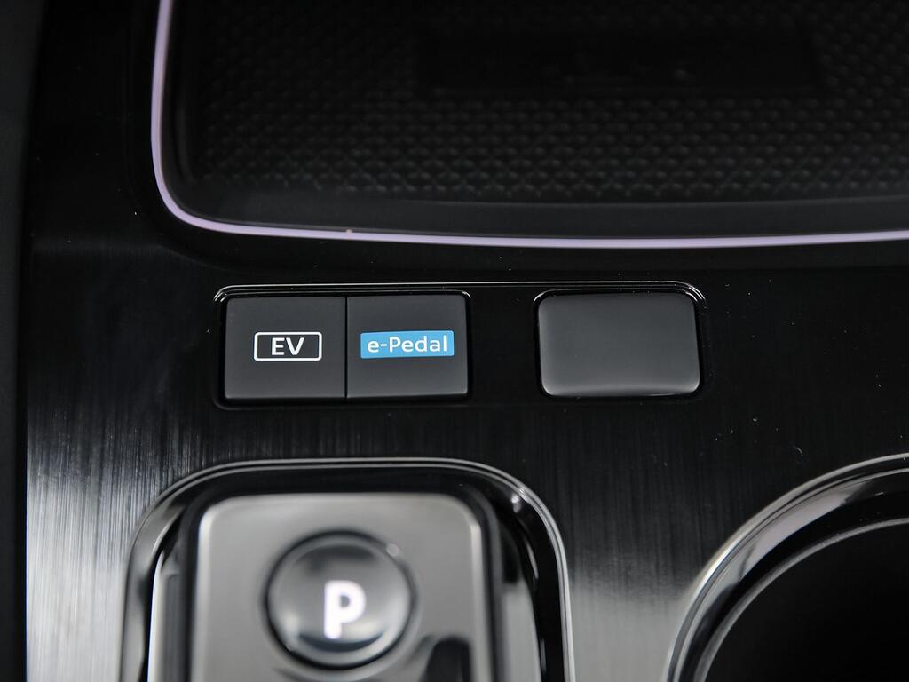 Nissan X-Trail 5pl 1.5 e-POWER 152kW 4x2 A/T N-Connecta 36