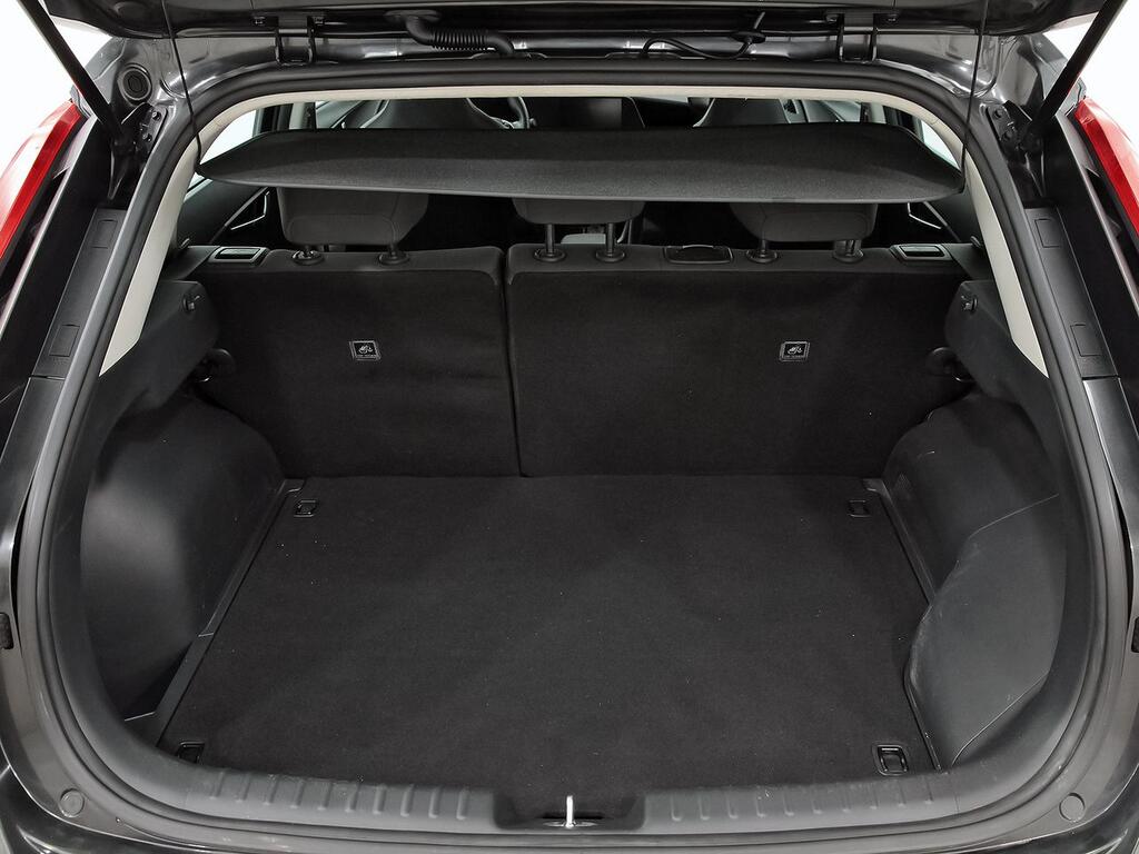 Kia Niro 1.6 GDi PHEV 104kW (141CV) Concept 9