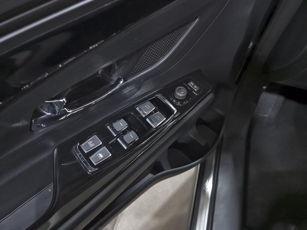 SsangYong Korando G15T Urban Auto 11