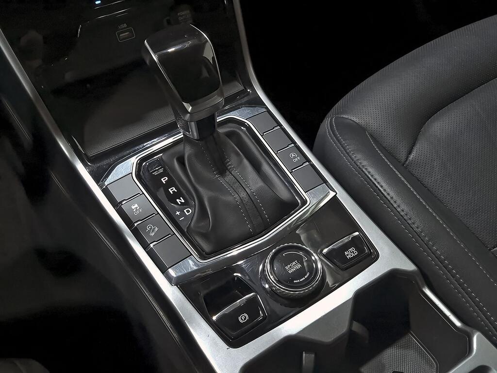 SsangYong Korando G15T Urban Auto 26