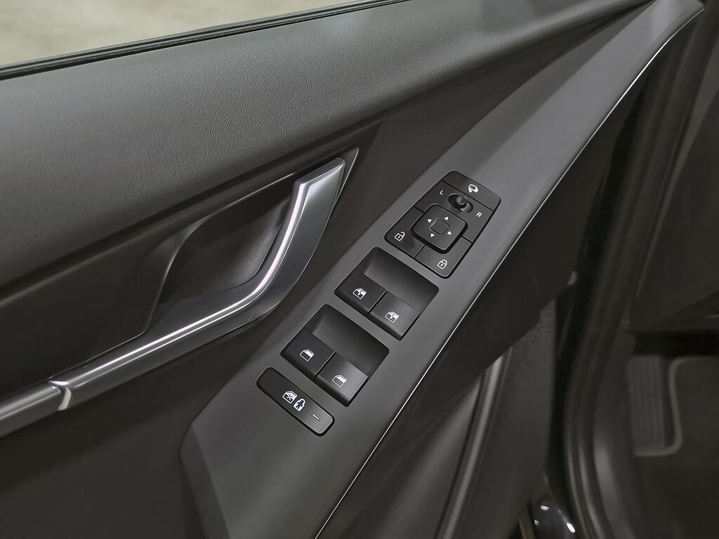 Kia Niro 1.6 GDi HEV 95kW (129CV) Drive 11