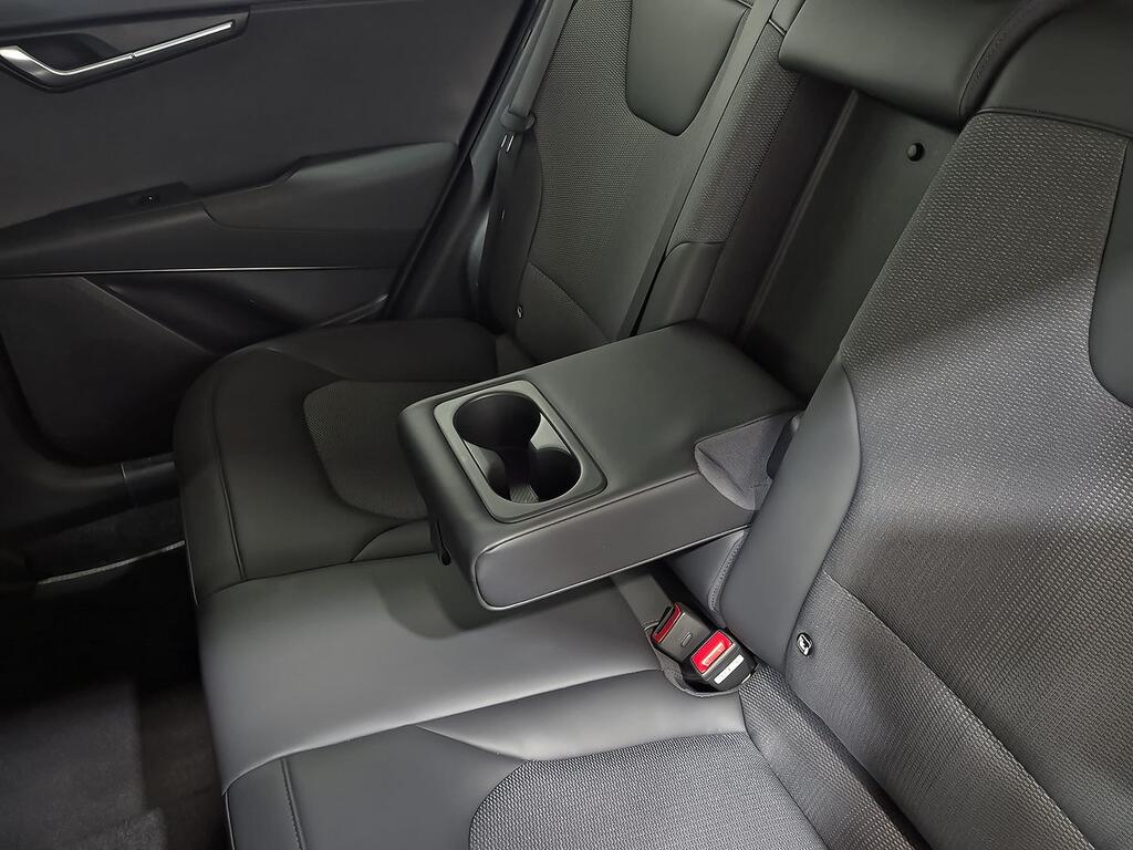 Kia Niro 1.6 GDi HEV 95kW (129CV) Drive 37