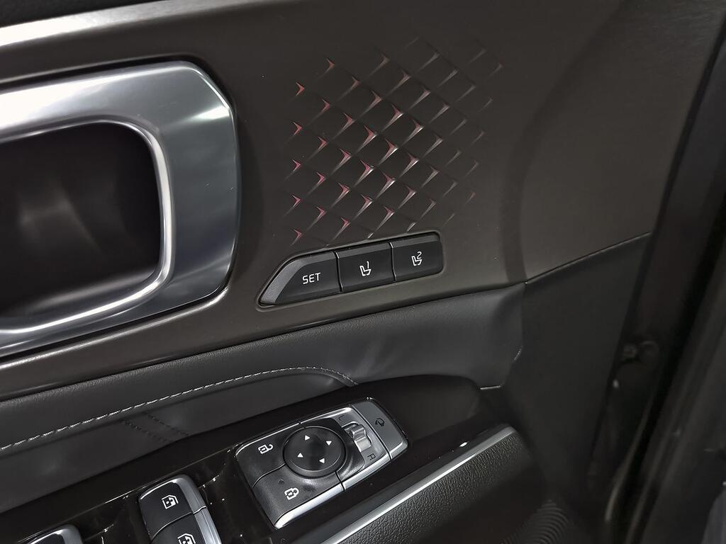 Kia Sorento 1.6 T-GDi HEV Black Edition 4x4 7pl 15