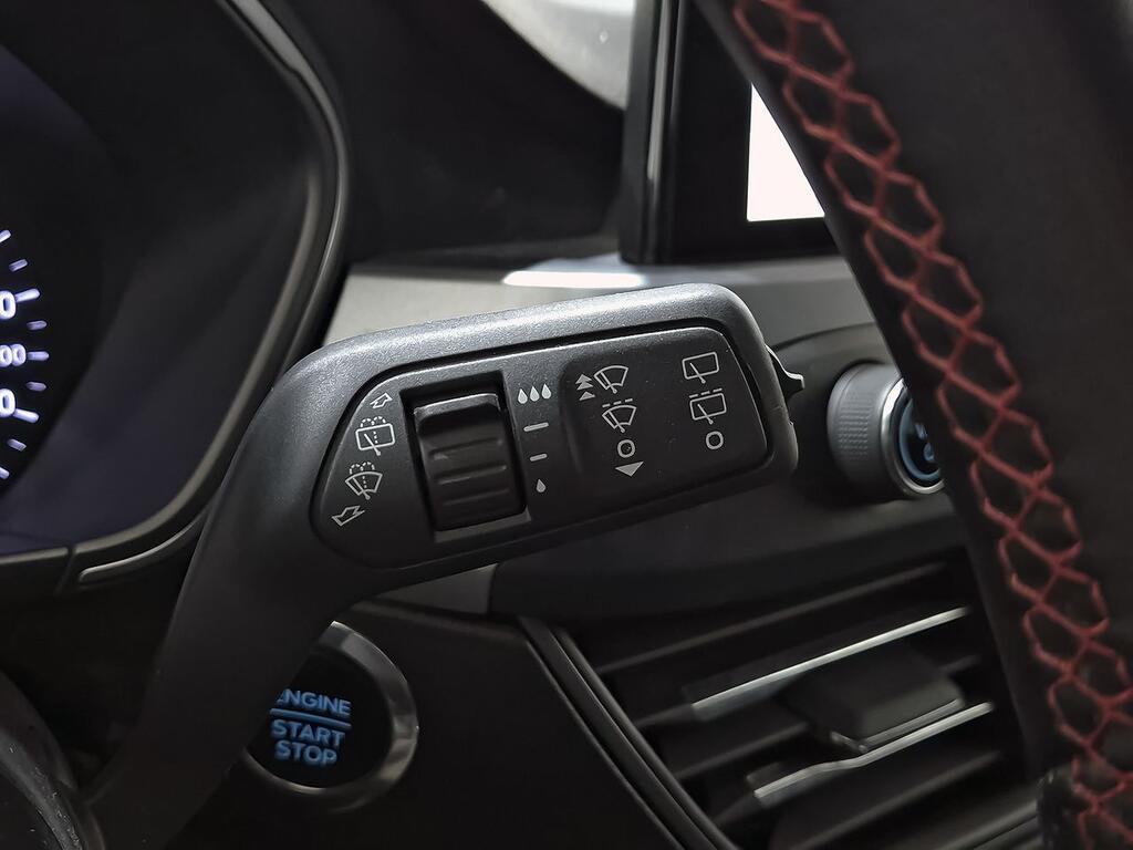 Ford Focus 1.0 Ecoboost MHEV 92kW ST-Line 16