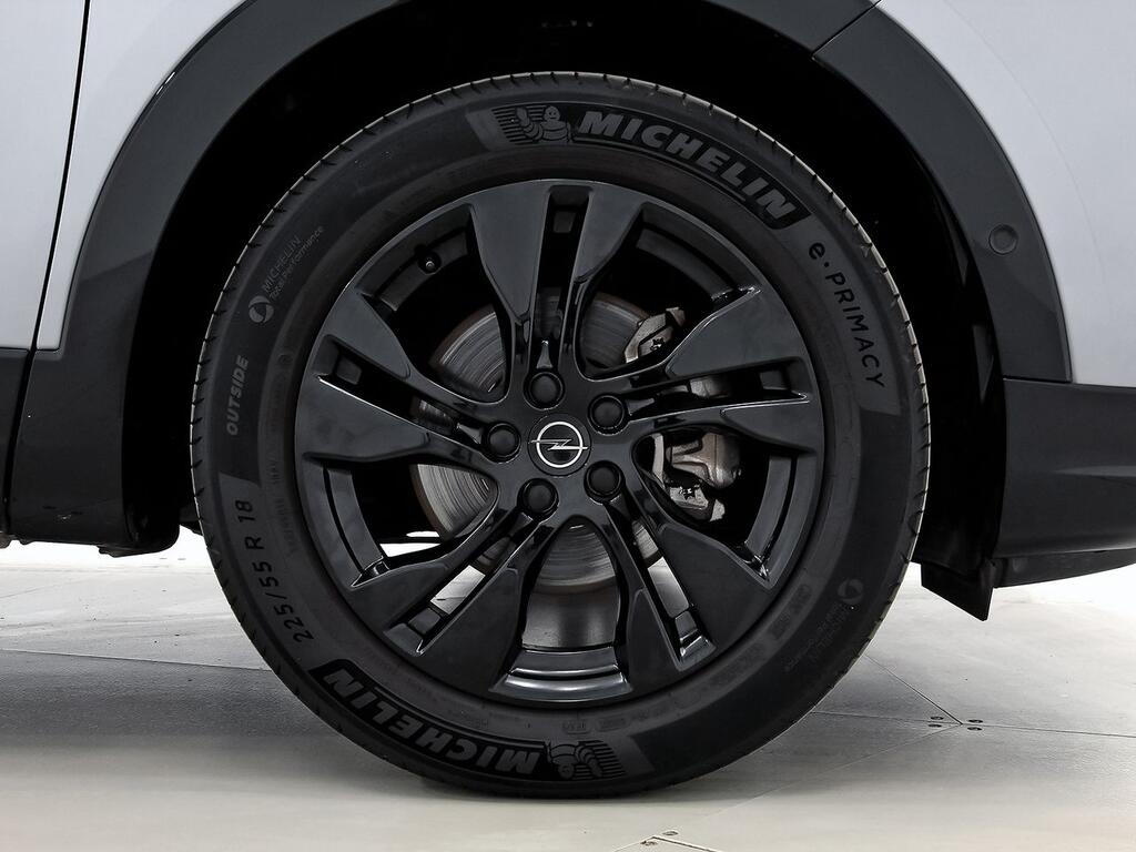 Opel Grandland 1.2T XHT MT6 S/S GS 11