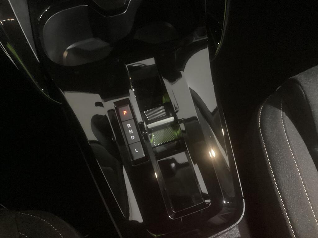 Citroën C3 Aircross Hybrid 145 ë-DCS6 PLUS 21