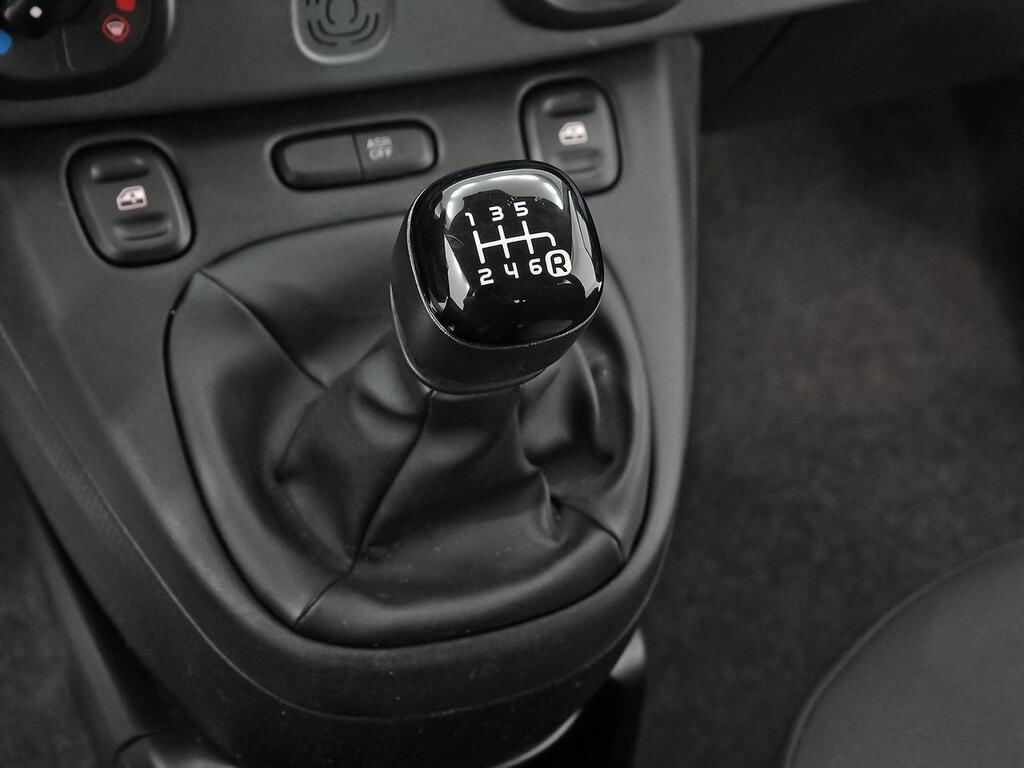 Fiat Panda City Cross 1.0 Gse 51kw (70CV) 21