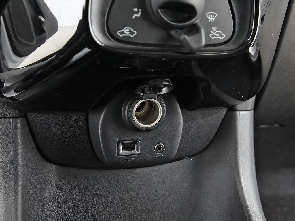 Citroën C1 VTi 53kW (72CV) S&S City Edition 27