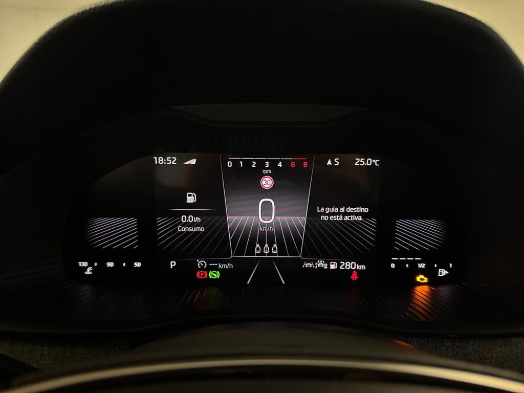 Skoda Kamiq 1.0 TSI 85kW (115CV) DSG SELECTION 11