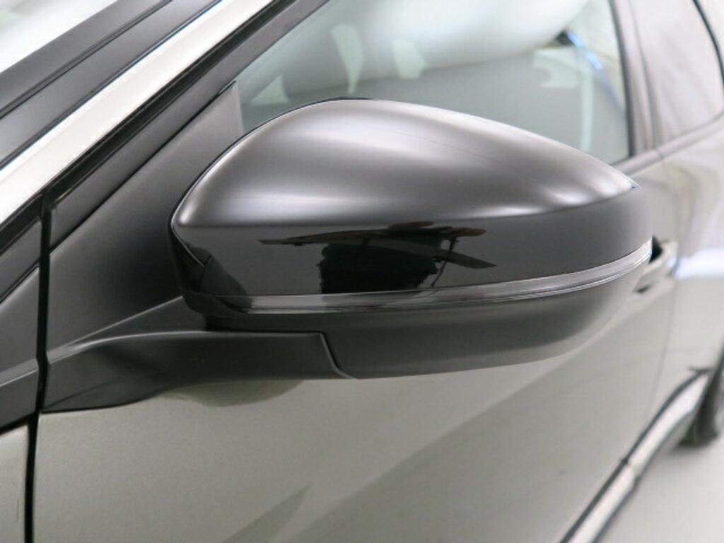 Peugeot 3008 1.2 PURETECH 96KW (130CV) ALLURE S&S 22