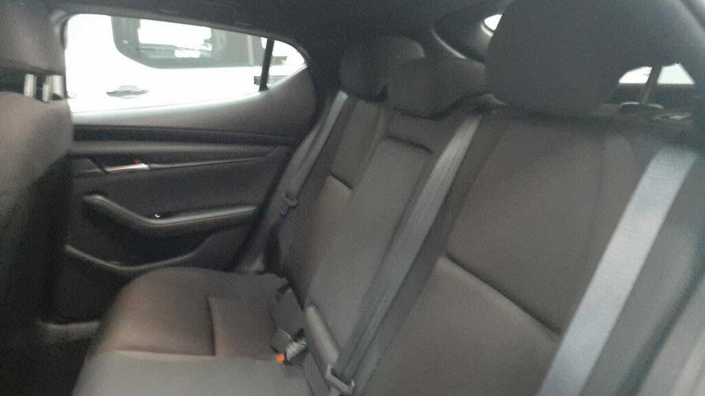 Mazda 3 2.5L e-SKYACTIV G MHEV 103kW Prime-line 12