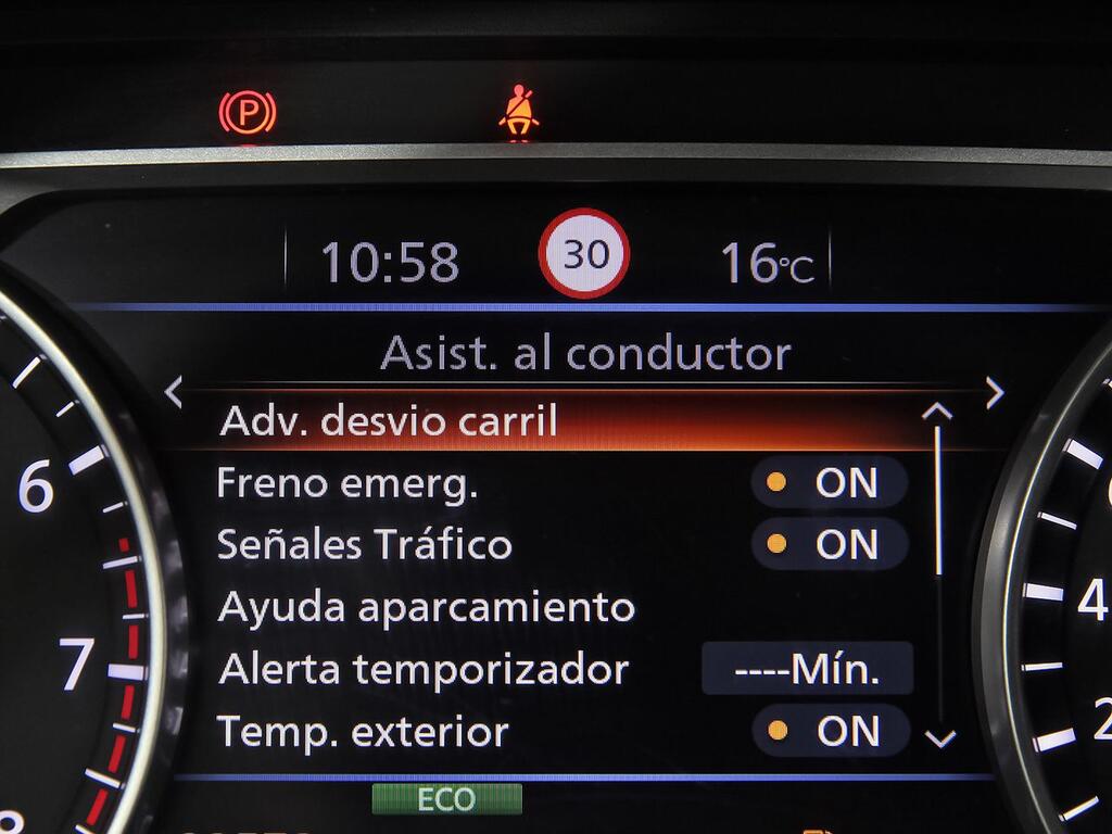 Nissan Juke DIG-T 84 kW (114 CV) DCT 7V N-Connecta 23