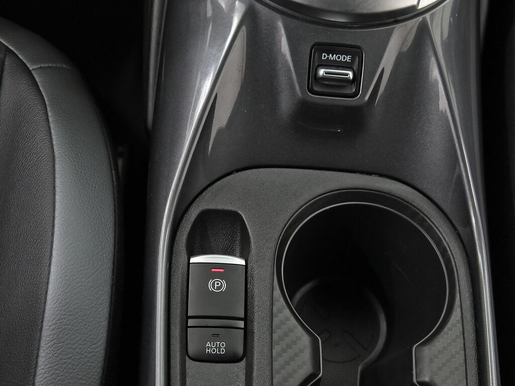 Nissan Juke DIG-T 84 kW (114 CV) DCT 7V N-Connecta 26