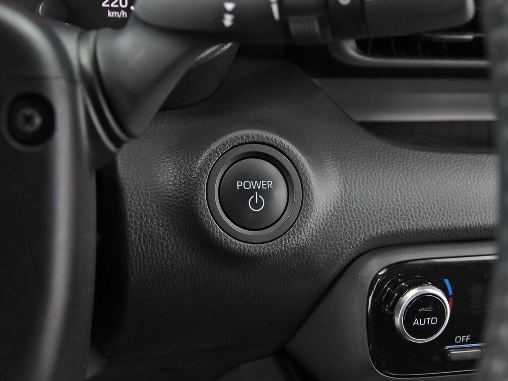 Toyota Yaris 1.5 120H Active Plus 18