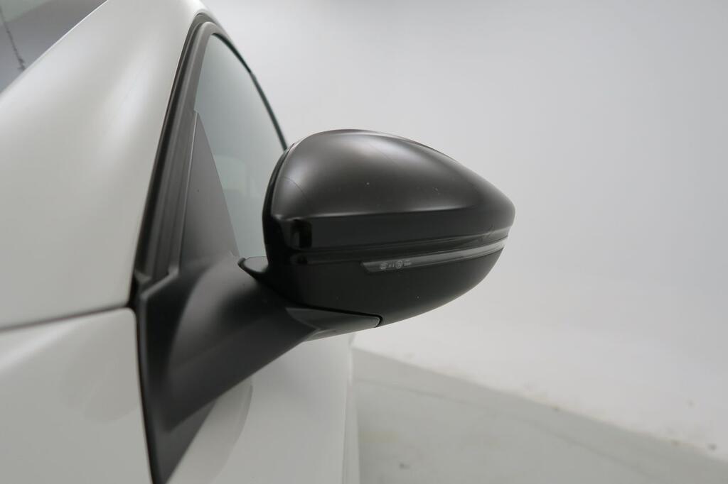 Peugeot 208 PureTech 73kW (100CV) GT Pack 23