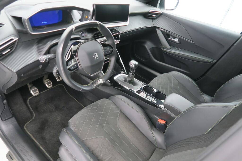 Peugeot 208 PureTech 73kW (100CV) GT Pack 7