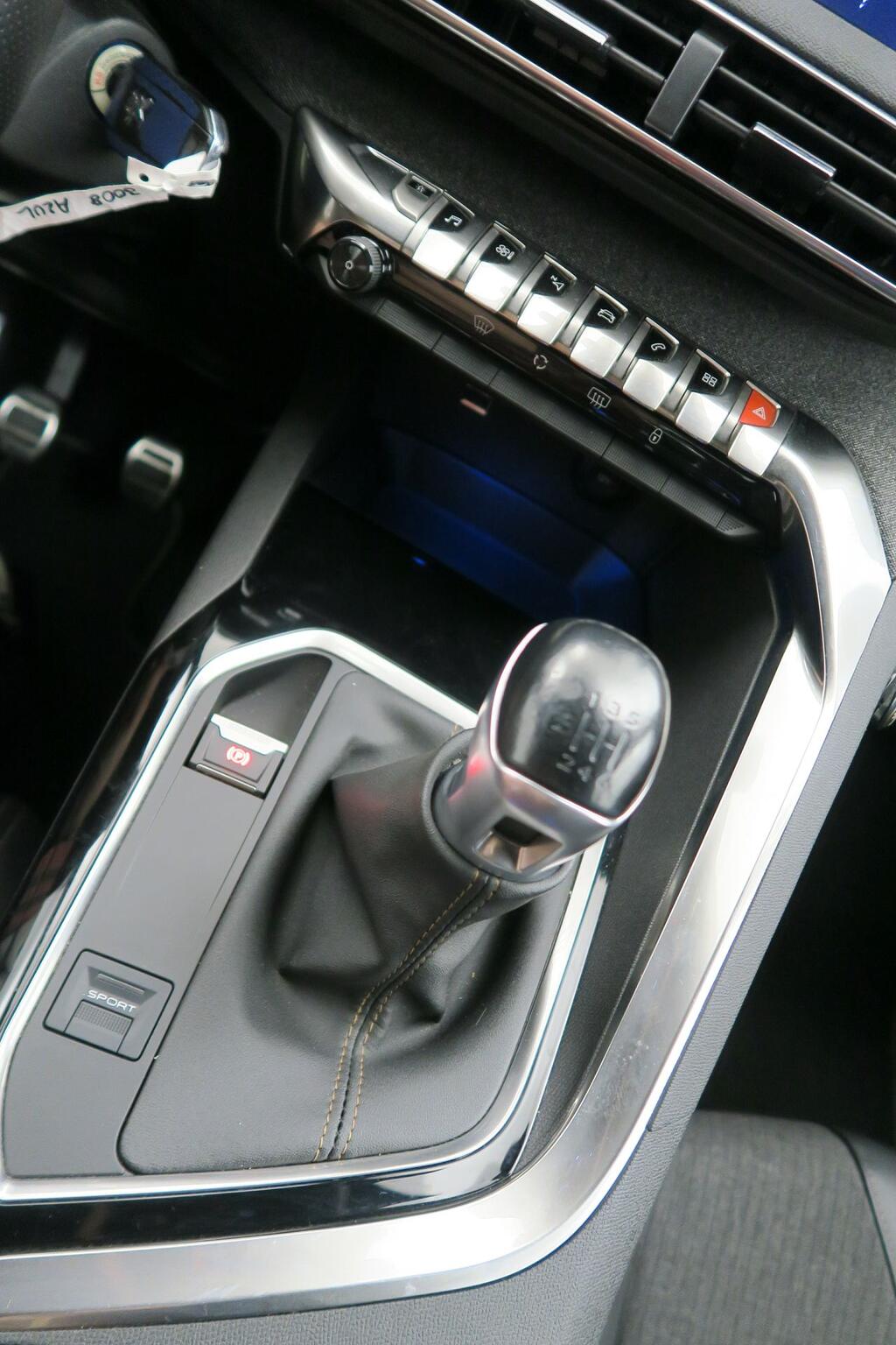 Peugeot 3008 1.2 PURETECH 96KW (130CV) GT LINE S&S 10