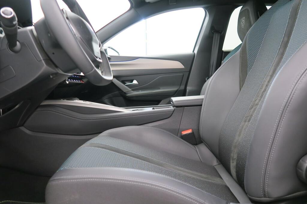 Peugeot 308 5P First Edition Eléctrico 115kW (156CV) 13