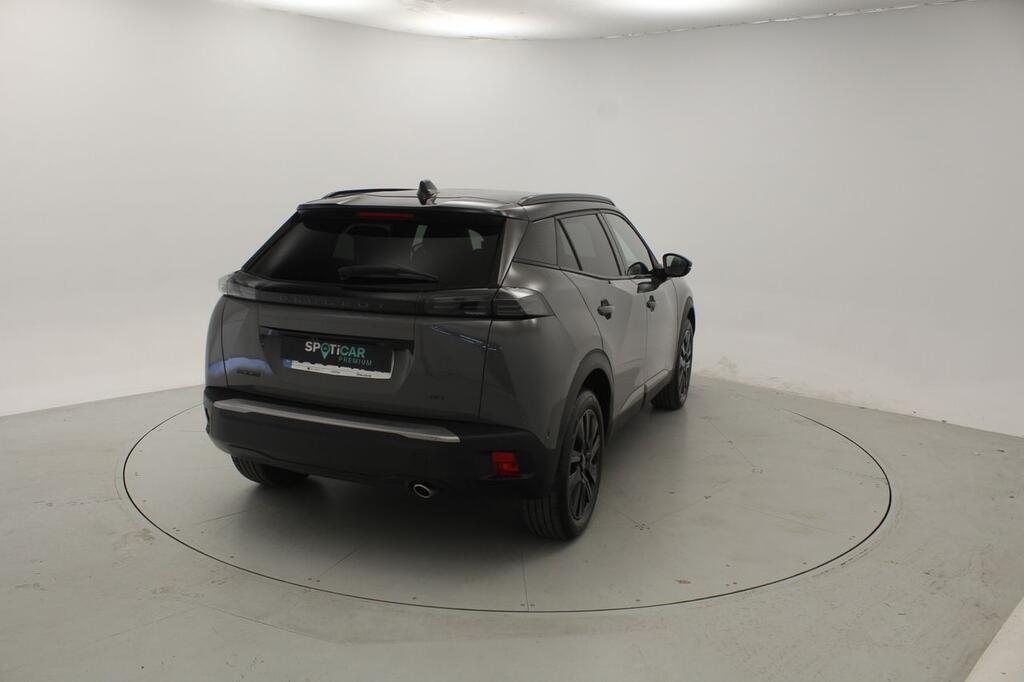 Peugeot 2008 GT BlueHDI 130 S&S EAT8 4