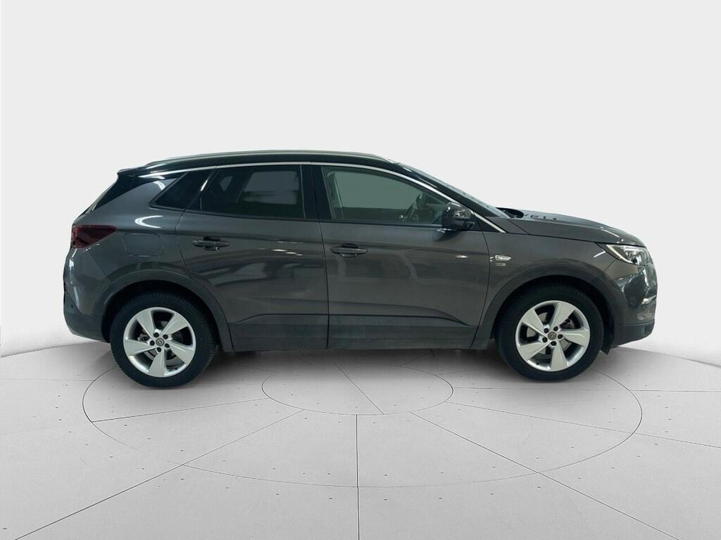 Opel Grandland X 1.5 CDTi 120 Aniversario 4