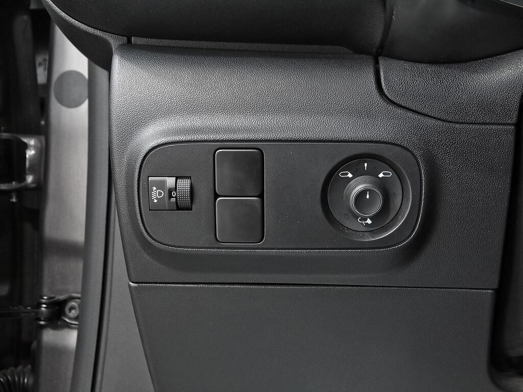 Citroën C3 PureTech 60KW (83CV) Shine 14