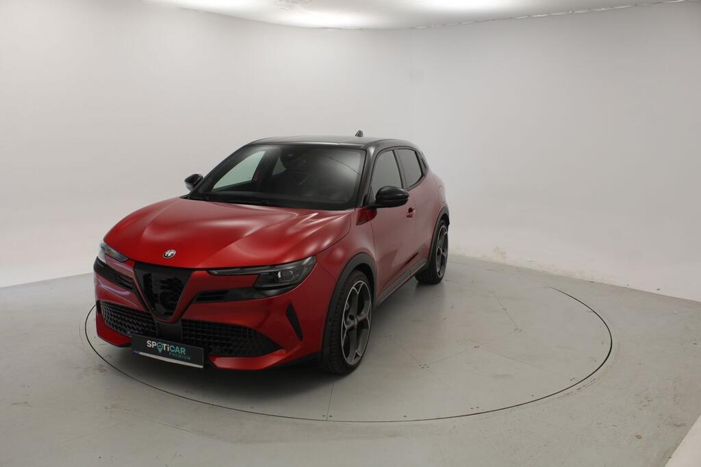 Alfa Romeo Junior Elettrica Veloce 207kW (280CV) 2