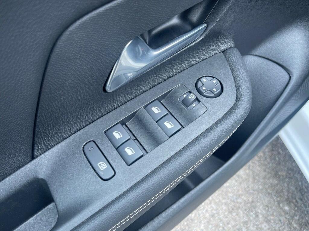 Opel Mokka BEV 50kWh GS Line-e 11