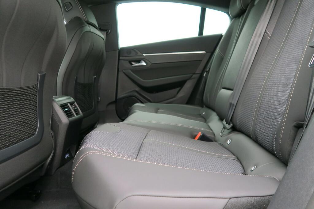 Peugeot 508 Hybrid 5P Allure HYBRID 225 e-EAT8 19