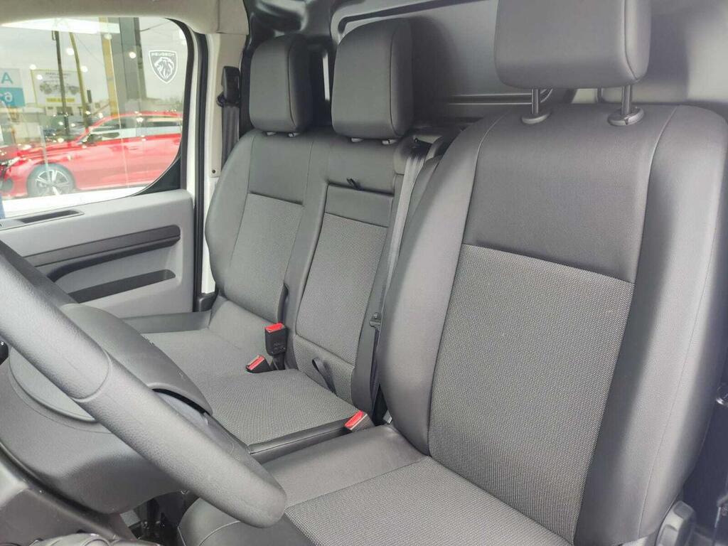Peugeot Expert -E FG PRO L2 50 KWH 136 CV A/T 4P 15