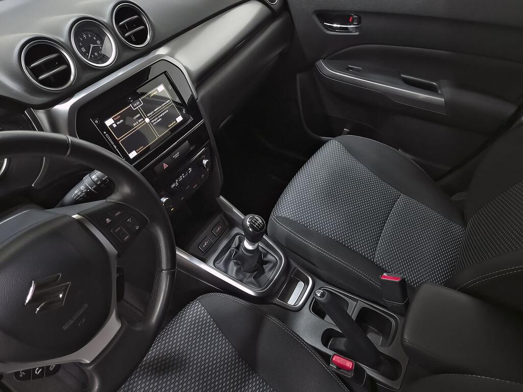 Suzuki Vitara 1.4 T GLE Mild Hybrid 28