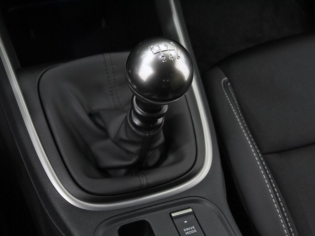 Jeep Avenger 1.2 G 74kW (100CV) Summit 37