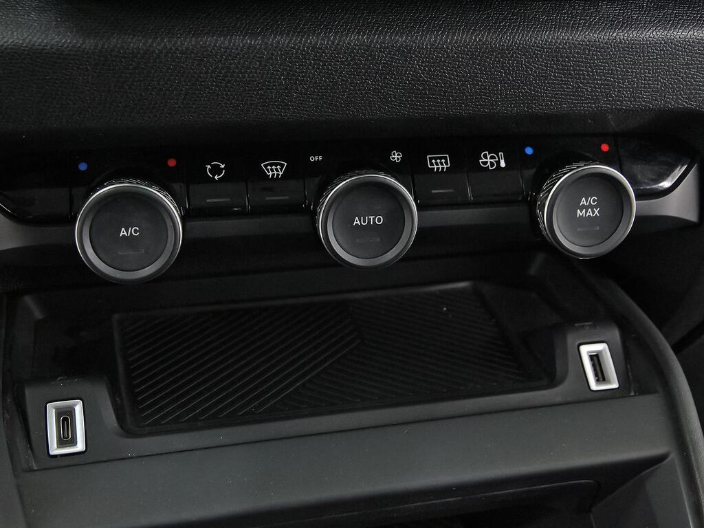 Citroën C4 BlueHDi 130 S&S EAT8 Feel Pack 29