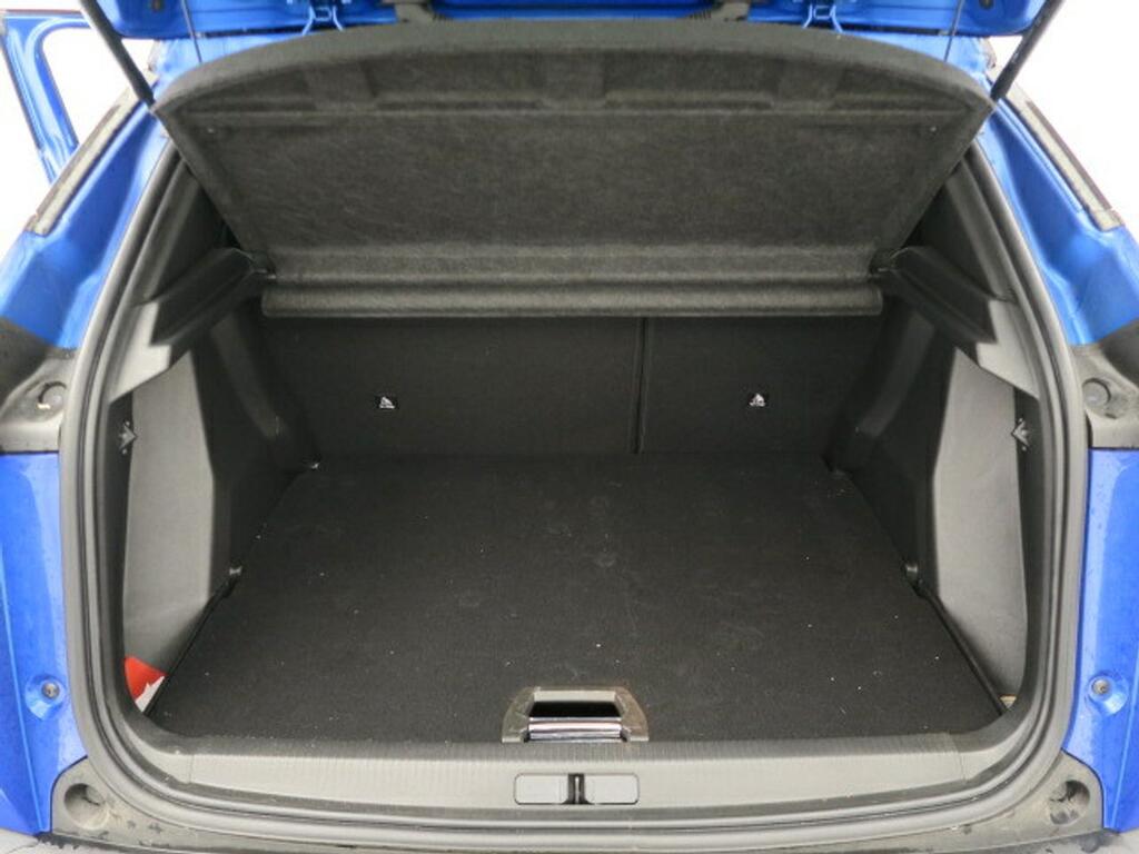 Peugeot 2008 Eléctrico GT 136 (100kW) 19