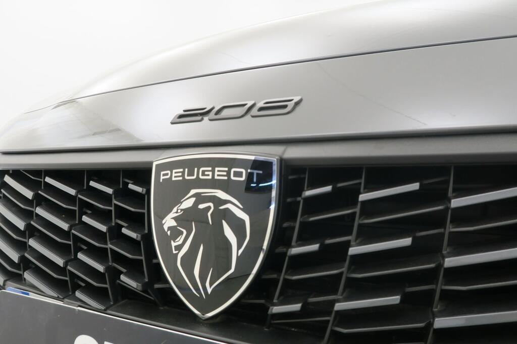 Peugeot 208 Allure Eléctrico 156 (115 Kw) 19