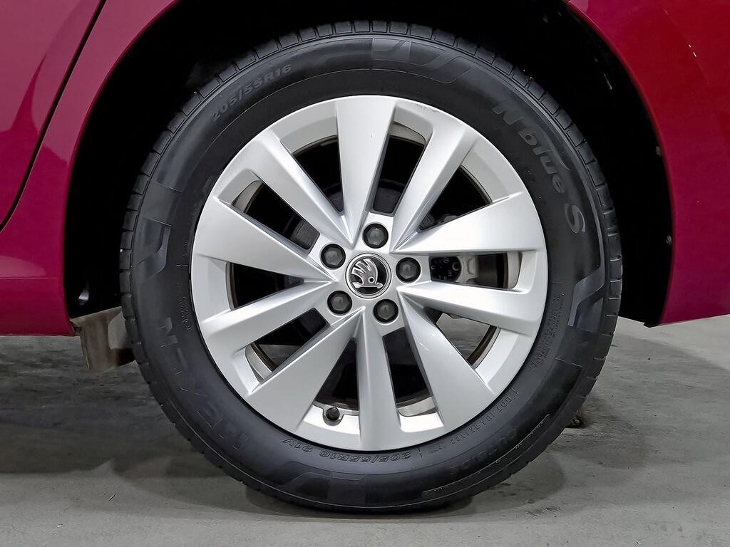 Skoda Scala 1.0 TSI 81KW (110 CV) Ambition 8