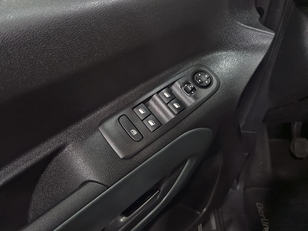 Citroën Berlingo Talla M BlueHDi 130 S&S 6v SHINE 11