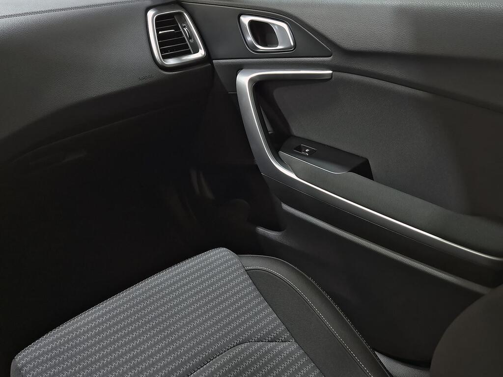 Kia XCeed 1.0 T-GDi Drive 74kW (100CV) 37