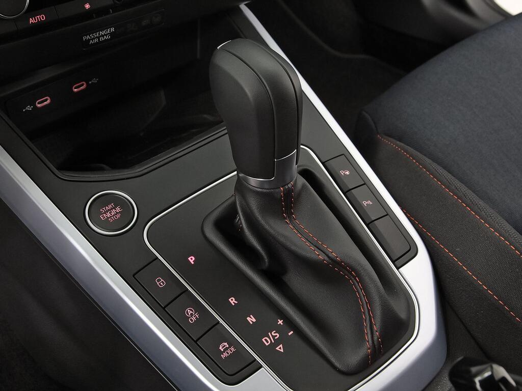 Seat Arona 1.0 TSI 85kW (115CV) DSG FR XM 29