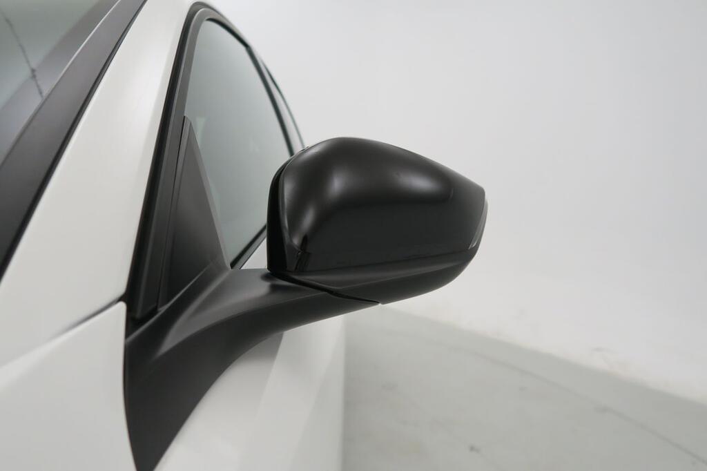 Opel Astra 1.6T Hybrid 132kW (180CV) Elegance Auto 23