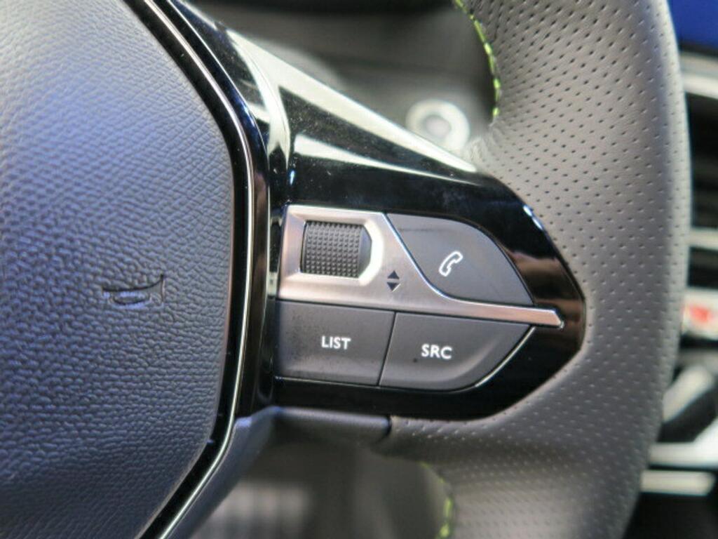 Peugeot 208 GT Eléctrico Gen2 115 kW (156CV) 11