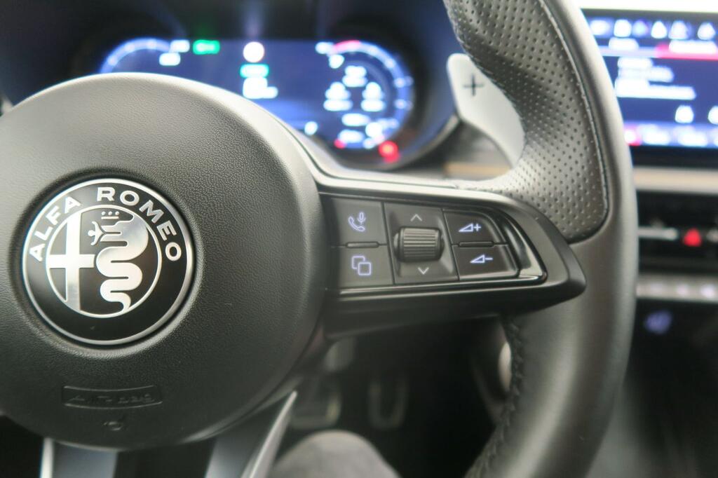 Alfa Romeo Tonale 1.3 Multi-air PHEV Speciale Q4 13