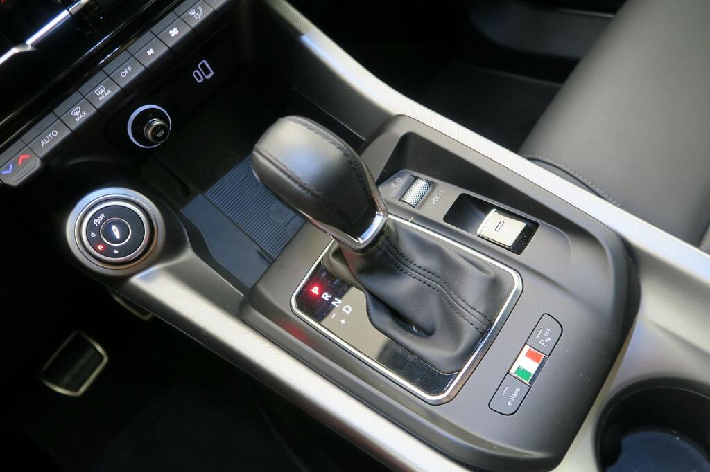 Alfa Romeo Tonale 1.3 Multi-air PHEV Tributo Italiano Q4 8