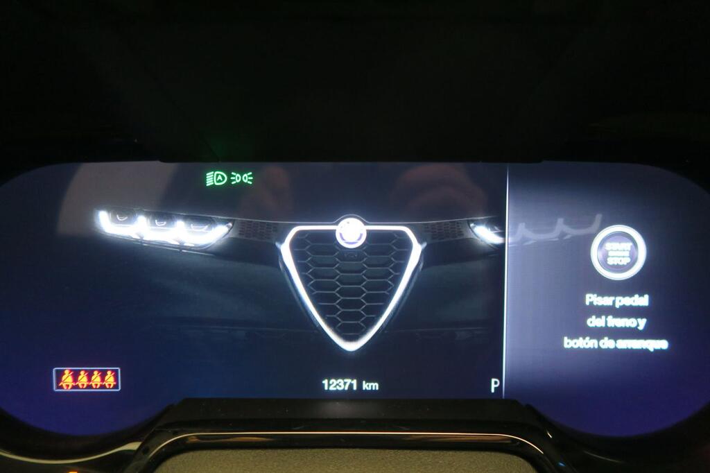 Alfa Romeo Tonale 1.3 Multi-air PHEV Tributo Italiano Q4 9