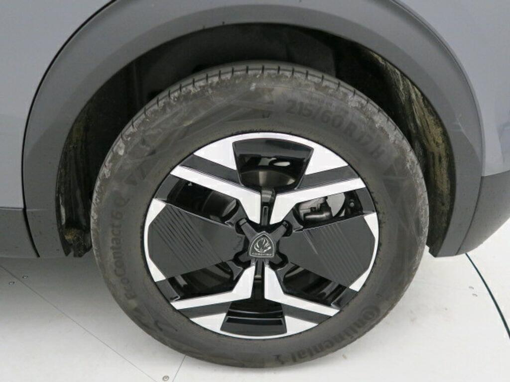 Peugeot 2008 Eléctrico GT 156 (115kW) 22