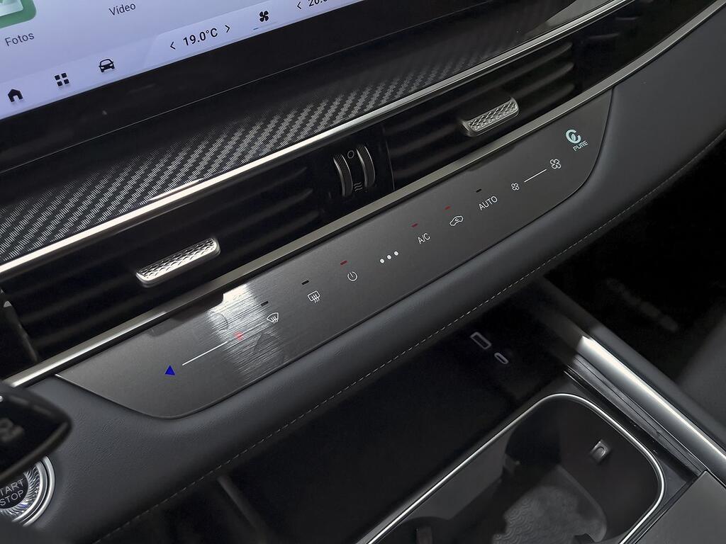 Ebro S700 1.6 TGDI Luxury 7 DCT 30