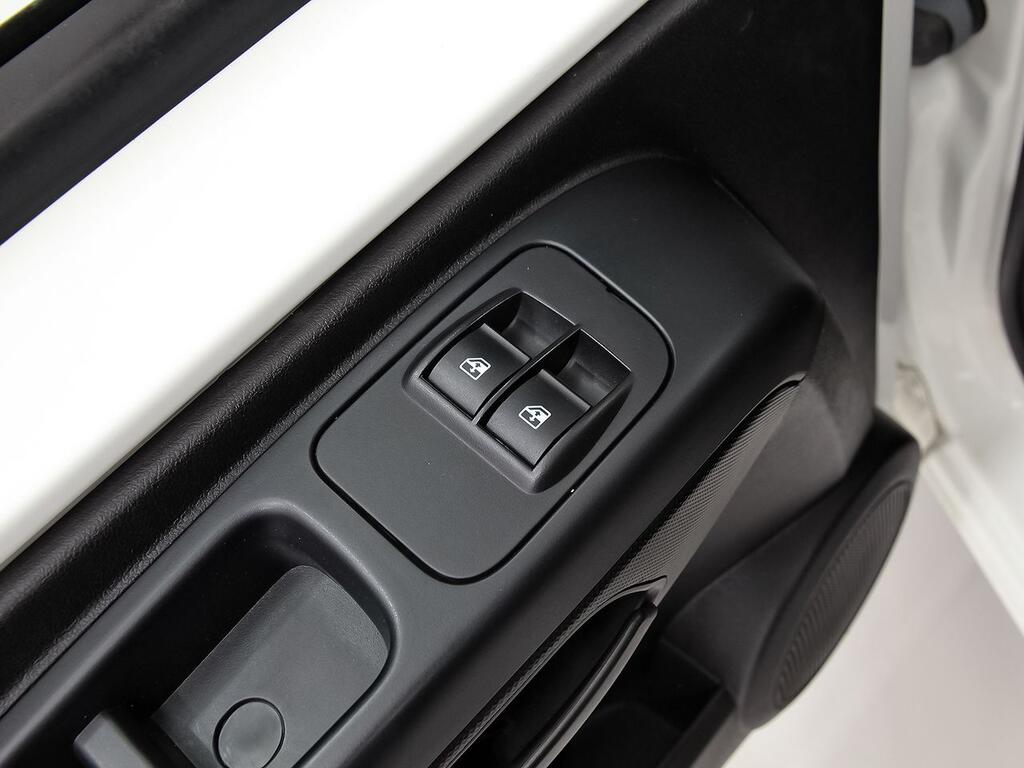 Fiat Fiorino FURGON 1.3 MULTIJET 16V 95 SX 4P 11