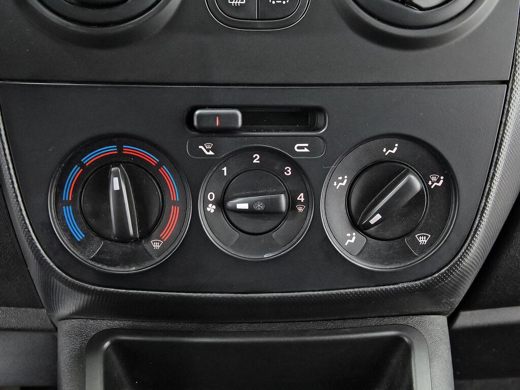 Fiat Fiorino FURGON 1.3 MULTIJET 16V 95 SX 4P 22