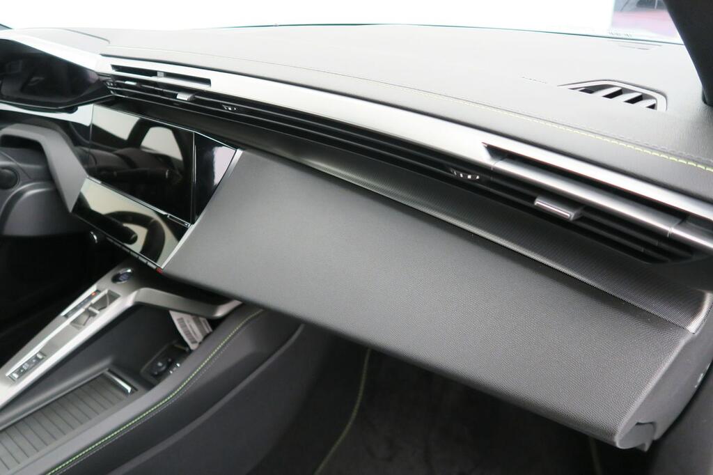 Peugeot 408 408 GT PHEV 180 e-EAT8 15