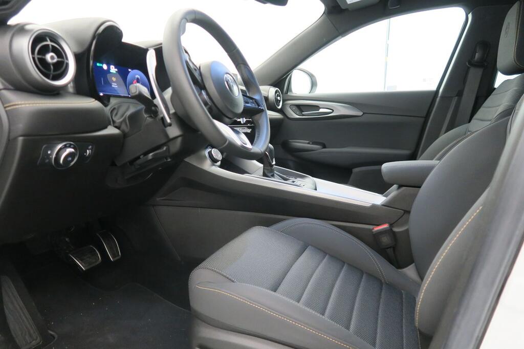 Alfa Romeo Tonale 1.3 Multi-air PHEV Ti Q4 6